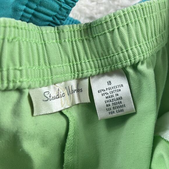 Bundle lot of 2 90s or y2k Studio Works blue and green shorts, size 18 - Picture 4 of 13